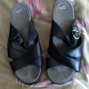 DANSKO CLOGS